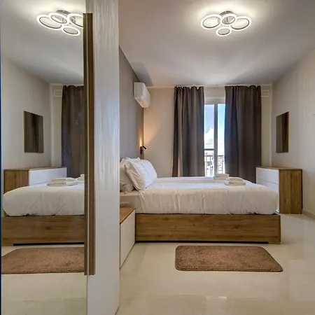 Beautiful 2br With Views Near Apartment Pembroke