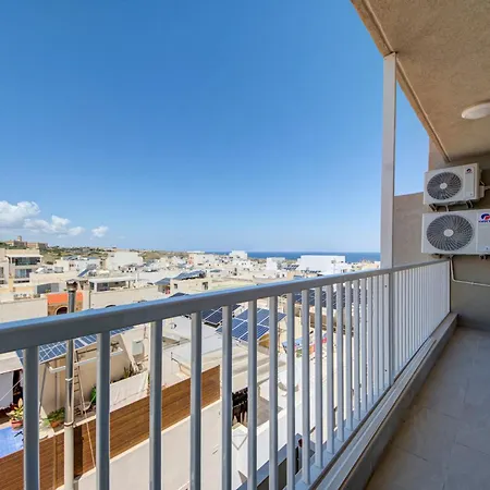 Apartment Beautiful 2br With Views Near *
